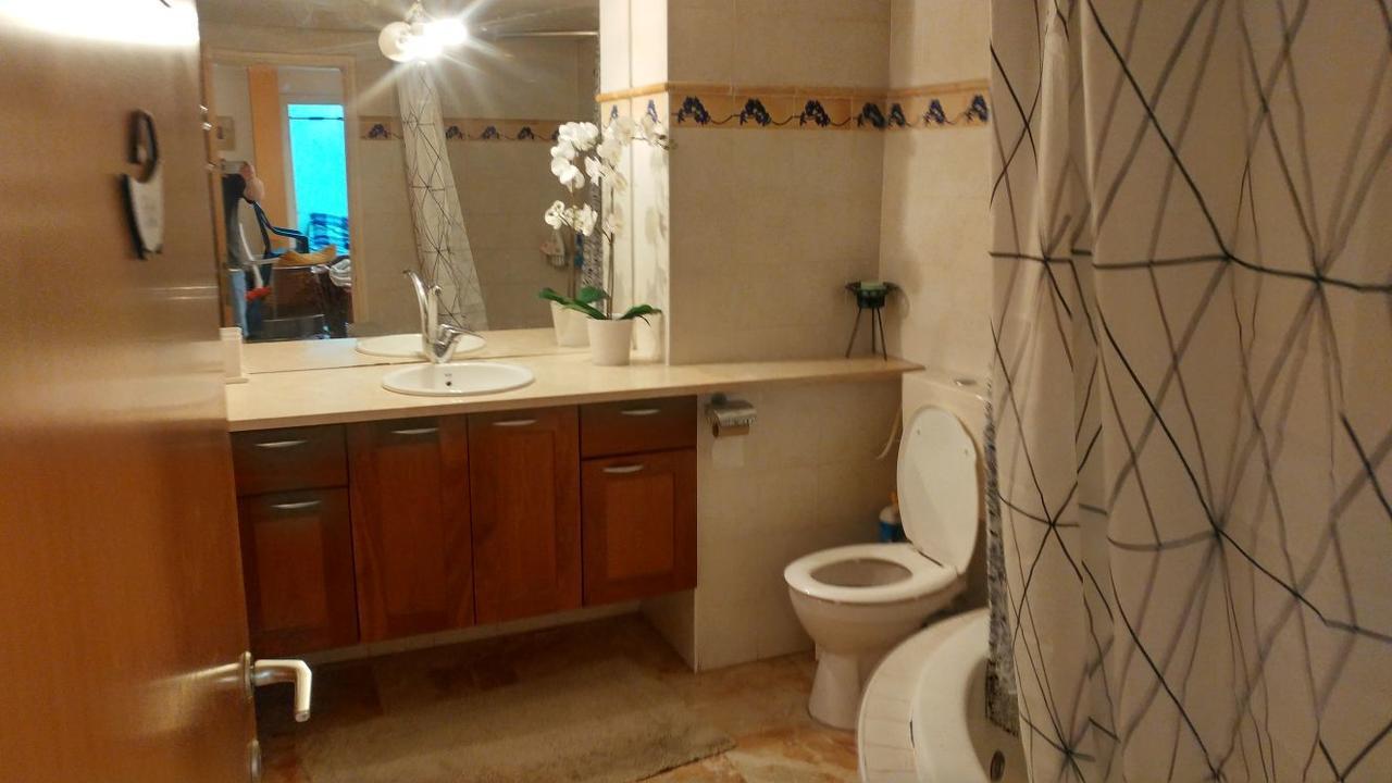 Pool & Garden Aparthotel Rehovot Ngoại thất bức ảnh