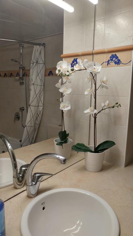 Pool & Garden Aparthotel Rehovot Ngoại thất bức ảnh